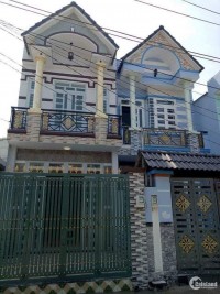 Sát Tết gia đình cần tiền muốn bán lại nhà 1 trệt 1 lầu ở Trần Văn Mười-Hóc Môn