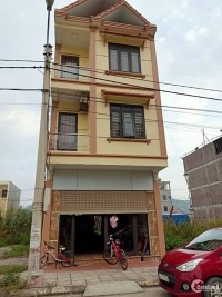 Nhà mới 68m2 xây 1 trệt 2 lầu khu dân cư Phan Văn Hớn – Hóc Môn giá 3 tỷ 5 .