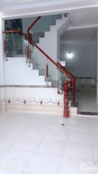 Nhà mới xây gần chợ Tân Phước Khánh, Tân Uyên,BD ,1lầu 1 trệt , 4x18m ,giá 1,3ty