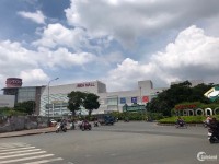 Đất nền gần siêu thị Aeon Mall