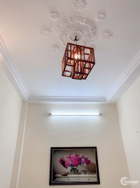 Căn hộ tập thể Trần Quý Cáp giá 1.4 tỷ, DT 46m2, SĐCC, ở luôn