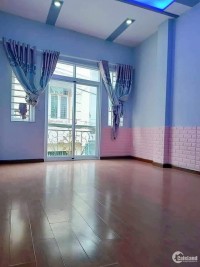 * Bán gấp nhà Nơ Trang Long, Bình Thạnh, 40m2, chỉ 4.5 tỷ.