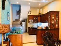 Hiếm! Nhà đẹp, ô tô, kinh doanh, TT Long Biên 70m2, chỉ 4.6 tỷ.