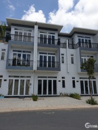 Cần bán căn nhà trong KDC Nguyễn Văn Bứa,giá rẻ hơn so với khu vực,DT:5x15,SHR.