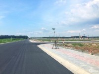 CẦN BÁN GẤP LÔ ĐẤT 100m2, GIA 480TR, MẶT TIỀN ĐƯỜNG RỘNG 25M