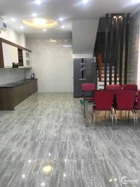 Bán gấp Mặt phố Hồng Hà giá 7.1 tỷ, DT 130m2, Kinh doanh tốt