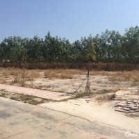 Bán đất nền 2 mặt tiền nằm ngay trung tâm thị trấn Chơn Thành tỉnh Bình Phước.