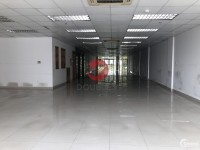 Cho thuê văn phòng giá rẻ quận 10, diện tích 247m2, trần sàn hoàn thiện