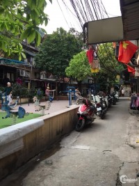 Nhà tập thể KD tầng 1 Vĩnh Hồ, Thái Thịnh dtsd: 55m2