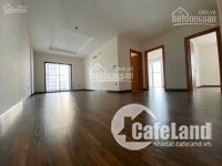 Căn 3 PN 121.38m2 view thành phố , bán cho anh chị Tây tứ mệnh giá 3,1 tỷ