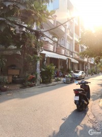 Bán căn góc 2 mặt tiền đường số Tạ Quang Bửu Phường 5 Quận 8
