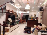 Cần bán căn nhà phố Mega Ruby Khang Điền full nội thất đẹp 1 trệt 2 lầu, 100m2
