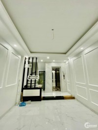 Nhà đẹp Vĩnh Hồ phân lô ô tô vào nhà, MT 4m, 6 tầng + thang máy giá 5.1 tỷ.