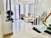 Cần bán gấp nhà Nguyễn Đình Chiểu, PN, HXH, nở hậu,4 tầng, mà chỉ 4,8 tỷ