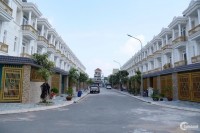 Cần bán gấp căn nhà 1 trệt 2 lầu mặt tiền Bùi Thị Xuân - Dĩ An. Giá 1.5 tỷ