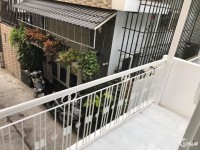 Cho thuê nhà mới nguyên căn giá rẻ CMT8 quận Tân Bình