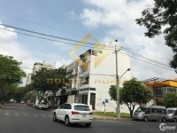 Bán lô đất mặt tiền đường Hà Huy Tập, Phú mỹ hưng giá chỉ 31,5 tỷ