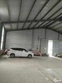 Cho thuê xưởng rộng 400m2 gần ngã 4 Phạm Văn Đồng - Kha Vạn Cân - Linh Đông, TĐ