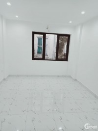 BÁN NHÀ YÊN HÒA NHÀ MỚI ĐẸP 40M2 NHÀ 5 TẦNG, GIÁ 3.7tỷ, LH Mr.Trường : 097524888