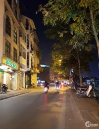 Bán nhà mặt phố Nguyễn Đình Thi, căn góc, DT 51m2, giá 25,5 tỷ