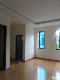 Nhà đẹp ở ngay, gần Vinhomes Tây Mỗ, DT 32m2, 4 tầng giá 3 tỷ, LH 0981825662