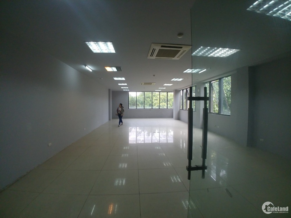 Cho thuê văn phòng 85m2 view siêu đẹp tại tầng 8 tòa nhà 71 Chùa Láng,Hà Nội