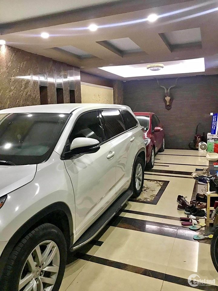 Bán gấp Homestay cao cấp Hoàng Quốc Việt – garage oto tải – mặt tiền 6m giá 13ty