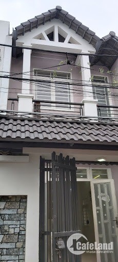 Bán lại căn nhà 1 trệt 1 lầu ở Hóc Môn 5x15m trên trực đường Phan Văn Hớn
