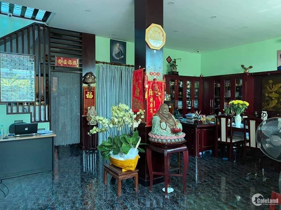 Bán nhà sát MT Hồ Văn Huê, Phú Nhuận, 150m2, 8.5 x 17.5, 3 tầng, 25 tỷ.