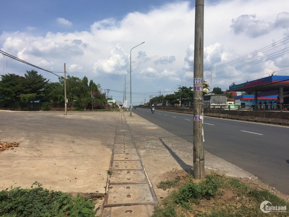 Bán đất thổ cư MT quốc lộ 1A, liền kề UBND xã Hưng Lộc,đối diện cây xăng Tam Hoà