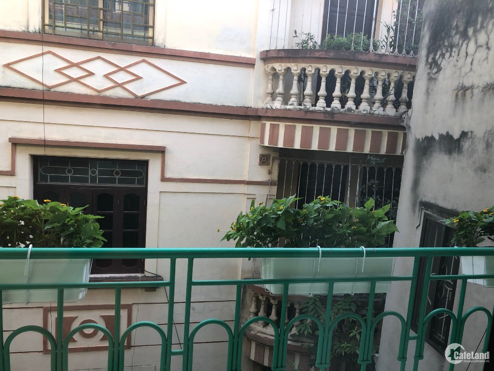 Cho thuê căn hộ cao cấp 80m2  Full nội thất tại Tạ Quang Bửu giá 9tr/tháng