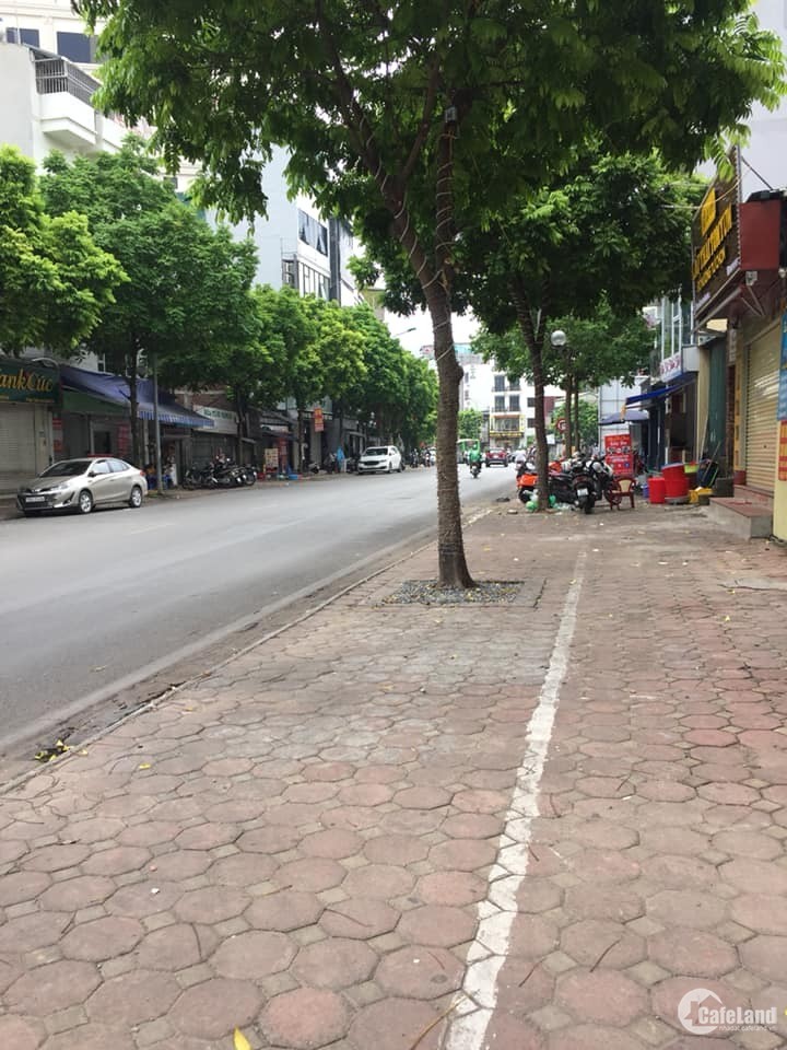 Bán nhà mặt phố Trần Phú, Ba Đình, dt 46M2