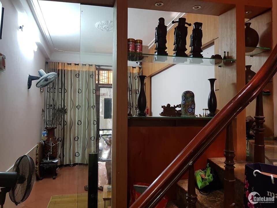 Bán nhà Thanh Xuân Lô Góc, KD 40m2 4 Tầng chỉ 4.4 tỷ -  0912287528