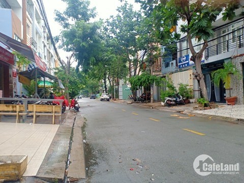 Chính chủ bán nhà mặt tiền đường số 28,gần eon mall Bình Tân
