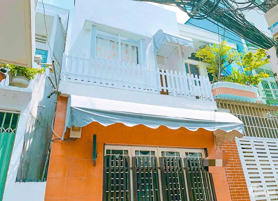 Bán nhà đường Cô Giang, Phú Nhuận nhà đẹp 40m2, giá chỉ 4.5 tỷ