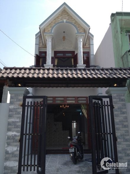 Bán nhà 1 lầu 1 trệt ngay chợ Bến Cá, Xã Tân Bình, Vĩnh Cửu, Đồng Nai giá 830tr