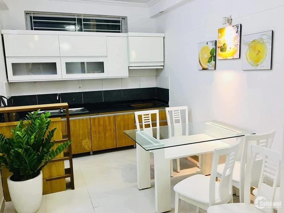 Sang, sịn, thang máy, oto tránh, Hai Bà Trưng, 42m2, 4 tỷ