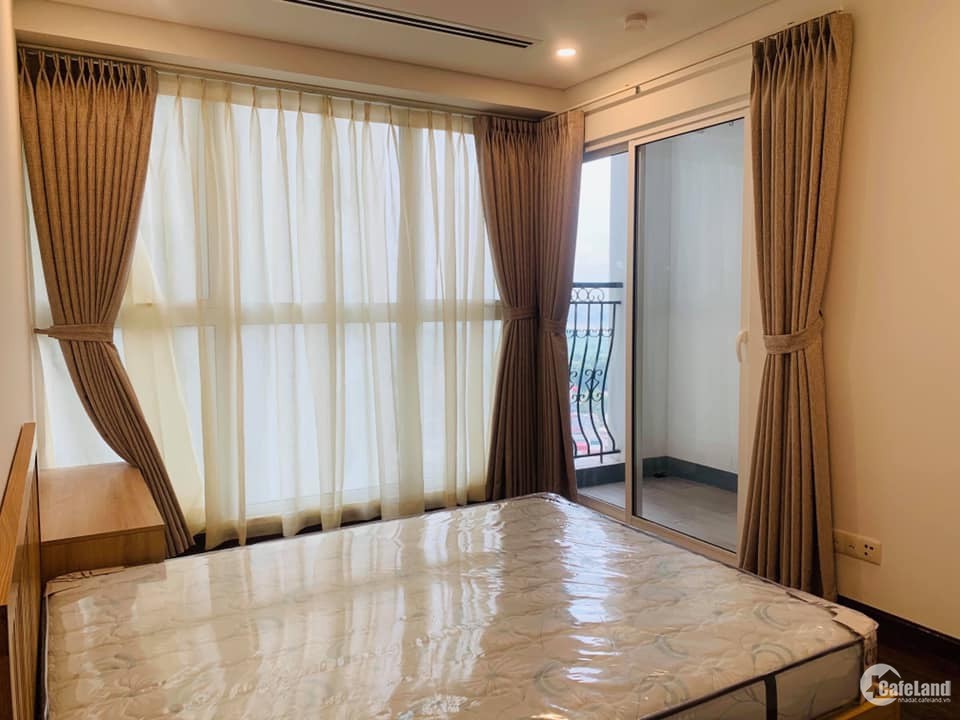 Cho thuê căn hộ cao cấp 3PN full đồ chung cư Aqua Central Yên Phụ giá rẻ nhất