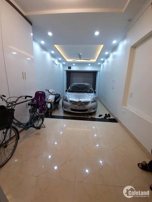 Nhà nội thất gỗ dổi xịn, ôtô vào nhà, 60m 4 tầng phố Trần Đại Nghĩa, 7,8 tỷ