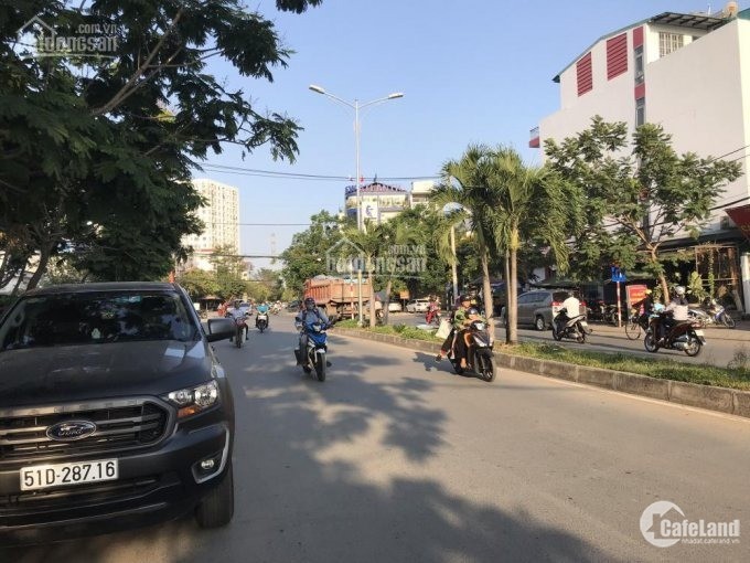 Cần cho thuê nhà phố khu dân cu Nam Long Phú Thuận Q7