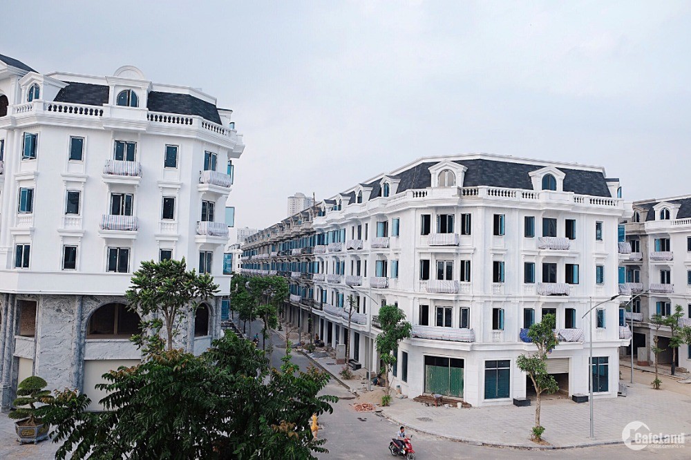 Cần bán suất ngoại giao căn góc shophouse Kiến Hưng Luxury, vay 0%/24 tháng.