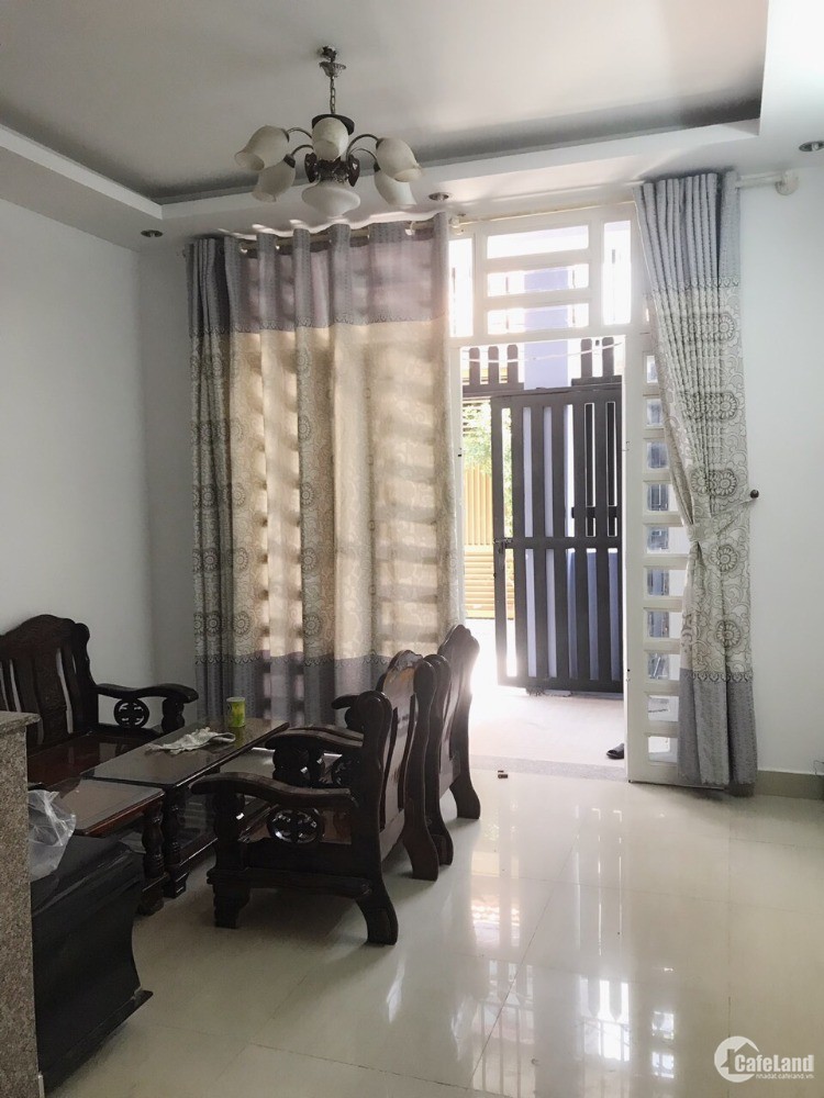 Bán nhà MT 80 Nguyễn Khuyến, Bình Thạnh. 40m2 nở hậu, giá chỉ 4 tỷ.