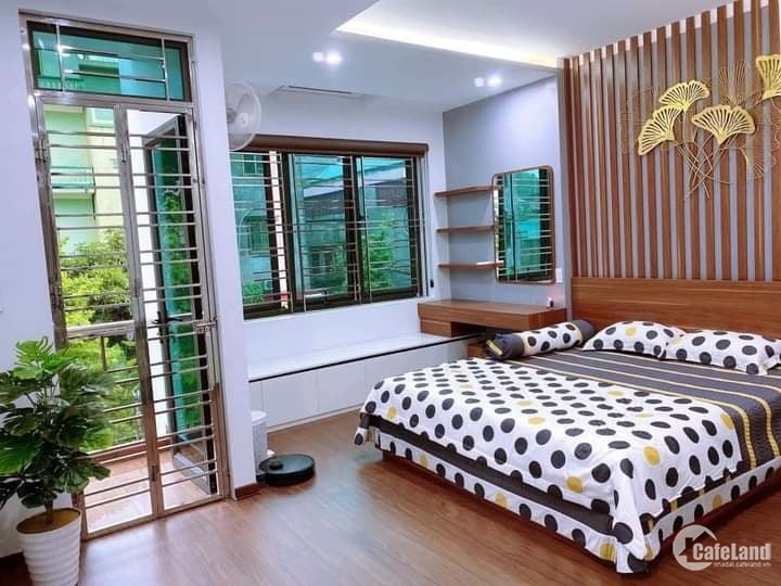 Bán nhà Đống Đa 40m2, 6 tầng, nhà mới, ô tô, kinh doanh, 5 tỷ.