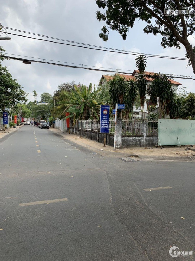 Cần bán nhà góc 3MT hẻm xe hơi đường Thích Quảng Đức, P4. Phú Nhuận.