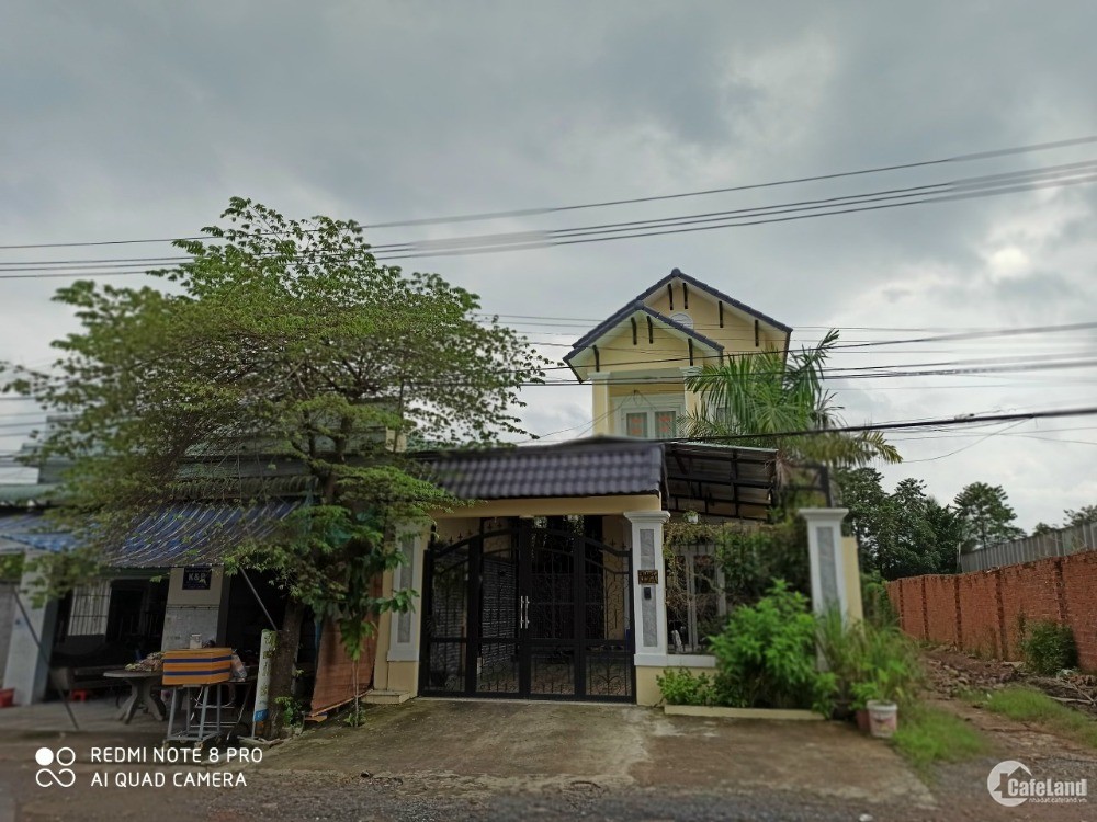 Nhà Bình Nhâm, Thuận An, Bình Dương: 1 Trệt 1 Lầu, 3 Phòng Ngủ.