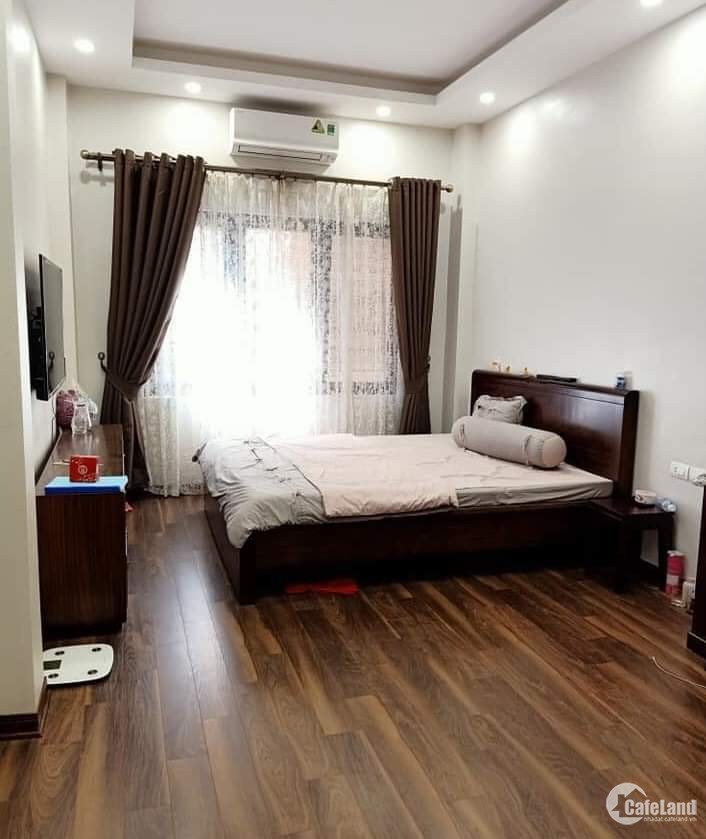 Bán nhà Mỹ Đình, giao cắt Thiên Hiền, 60m2, 4 tầng, giá 5.9 tỷ, 0961450400.