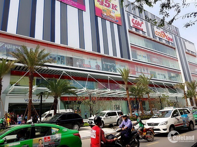 Cho Thuê Sàn 2000m2 Tầng 1+2 Vạn Hạnh Mall Giá 10.000$ Quận 10