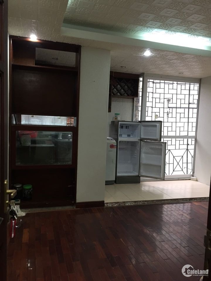 Cần bán căn hộ Tập thể trung tâm quận Hoàn Kiếm - Hà Nội