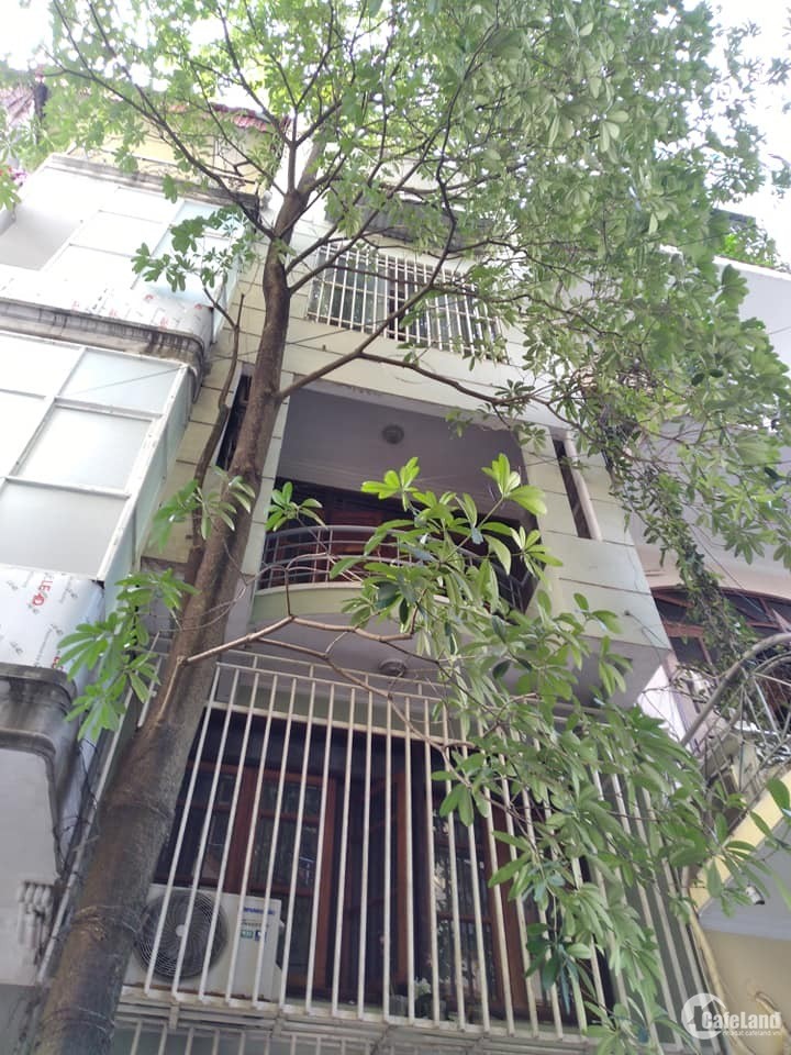 Bán nhà phố Kim Mã Thượng 32m, 5 tầng, MT 4m, giá 7.45 tỷ