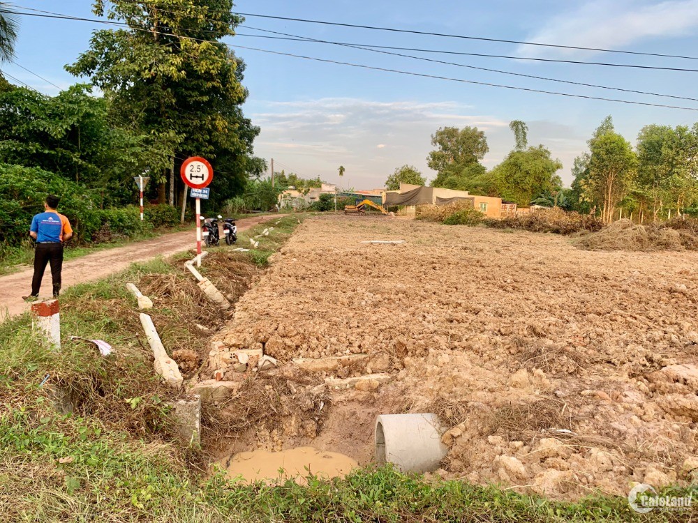 Kẹt tiền bán gấp lô đất có thổ cư (5x40m),gần bệnh viện Xuyên Á,Tây Ninh,shr.